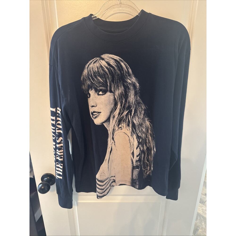 Women’s Taylor Swift The Eras Tour Long Sleeve Shirt Navy AUTHENTIC Size Small